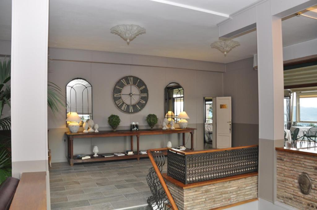 San Luca 4*