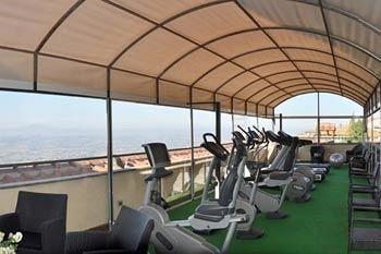 San Luca 4*